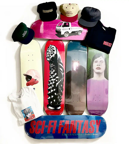 Sci Fi Fantasy Skateboard Decks Chemises et casquettes