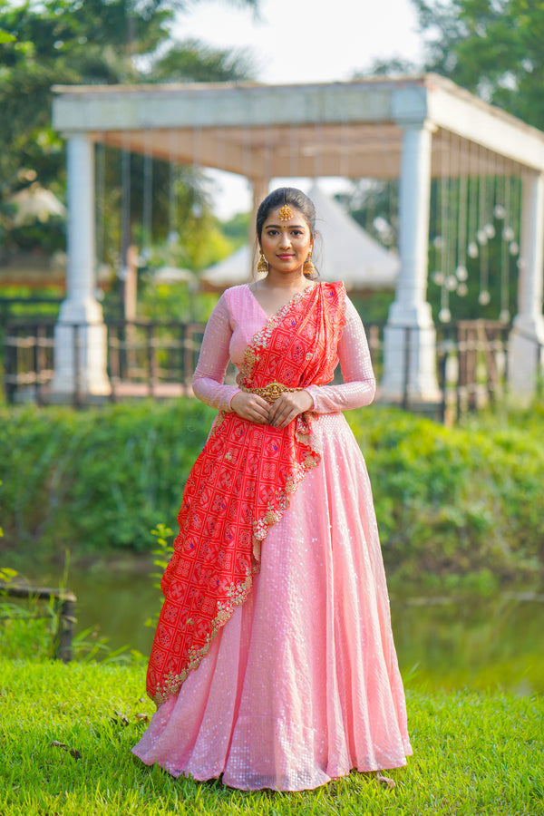 Engagement Outfit | Kerala engagement dress, Engagement dress for girl,  Engagement dress for bride