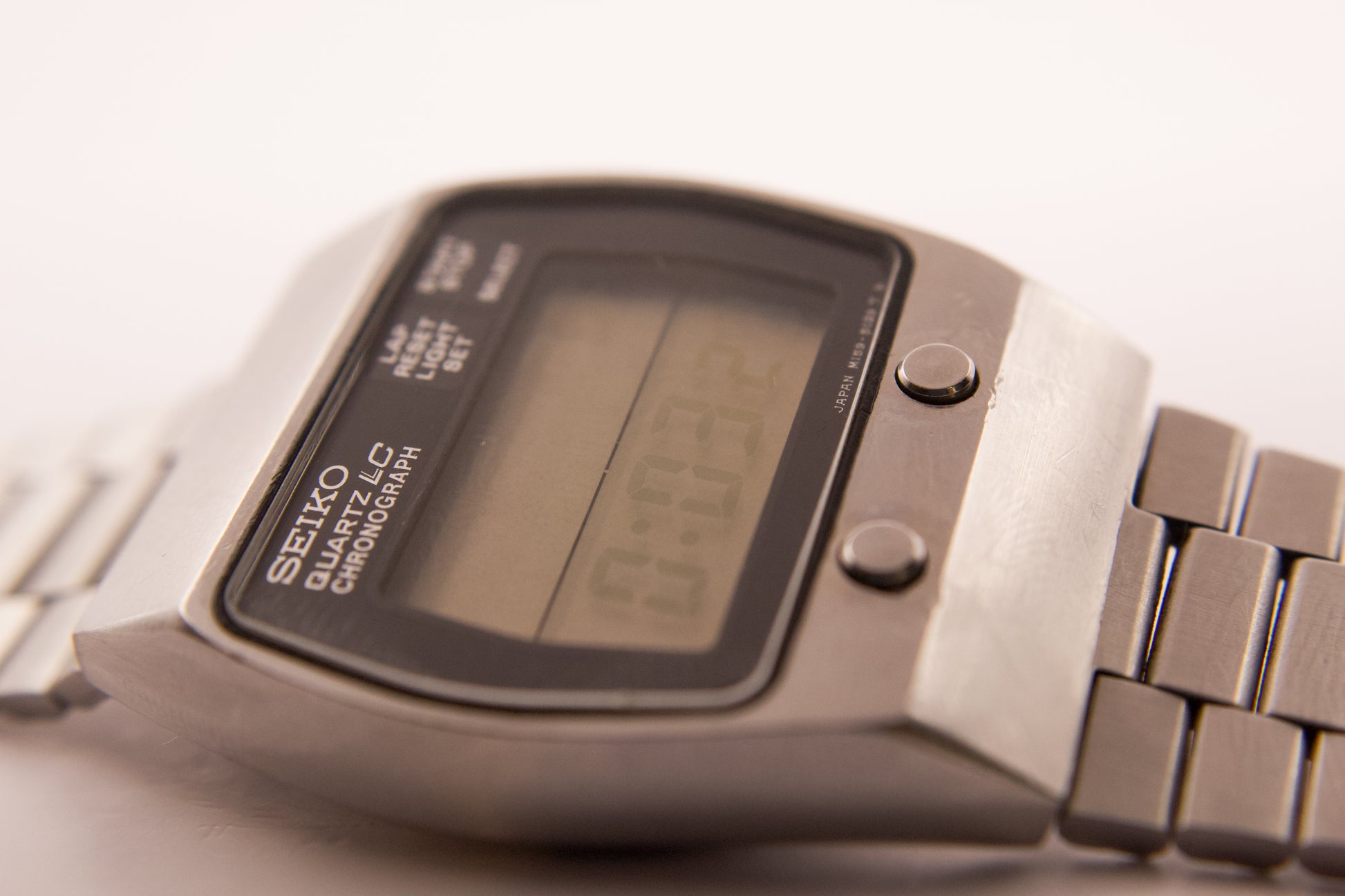 1980s Seiko LCD Chronograph Men's Wrist Watch – Mecalco & Co.