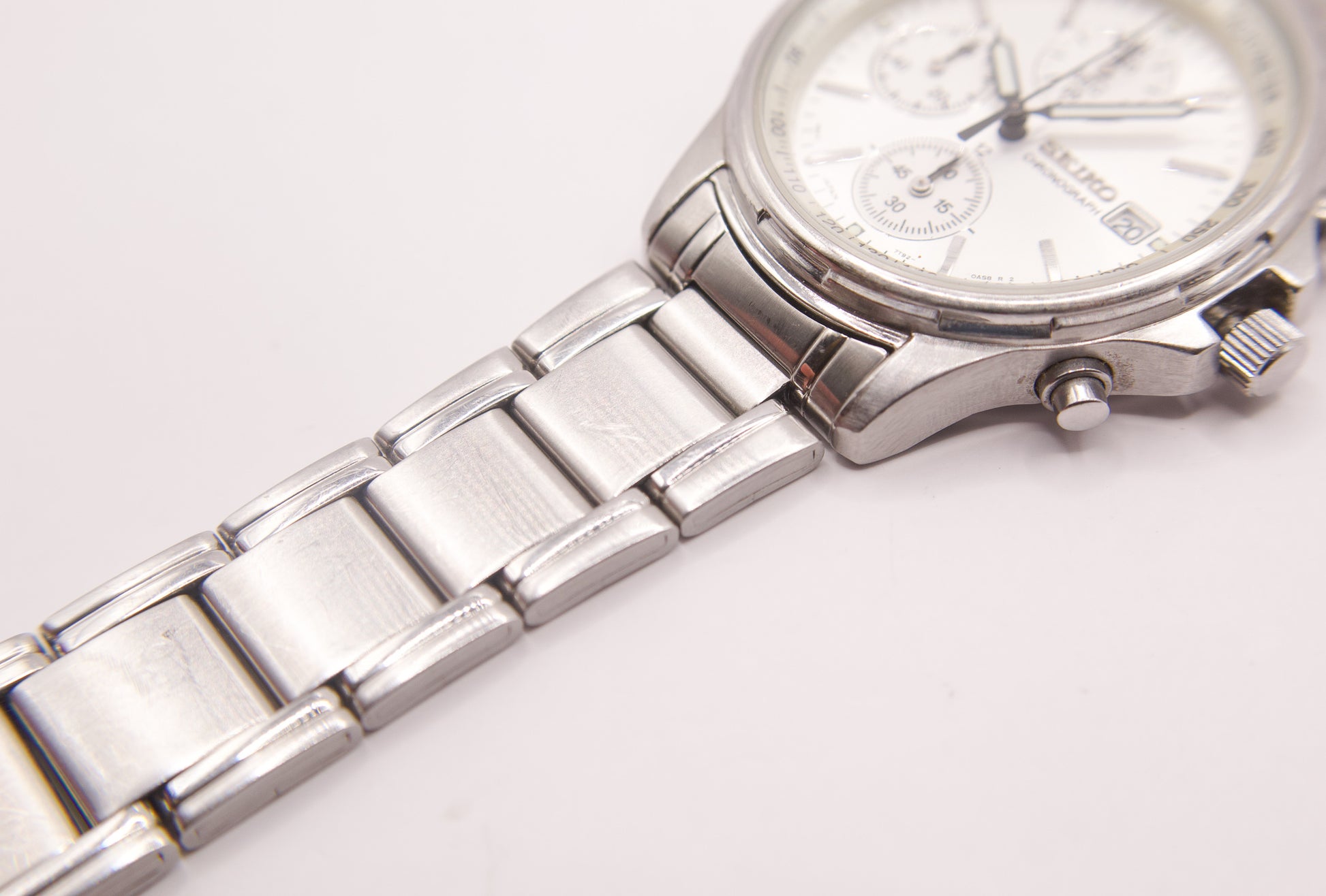 1990s Seiko Chronograph Silver Sunburst Men's Wrist-Watch – Mecalco & Co.