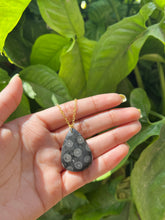Load image into Gallery viewer, Black Fossil Coral Pendant Necklace
