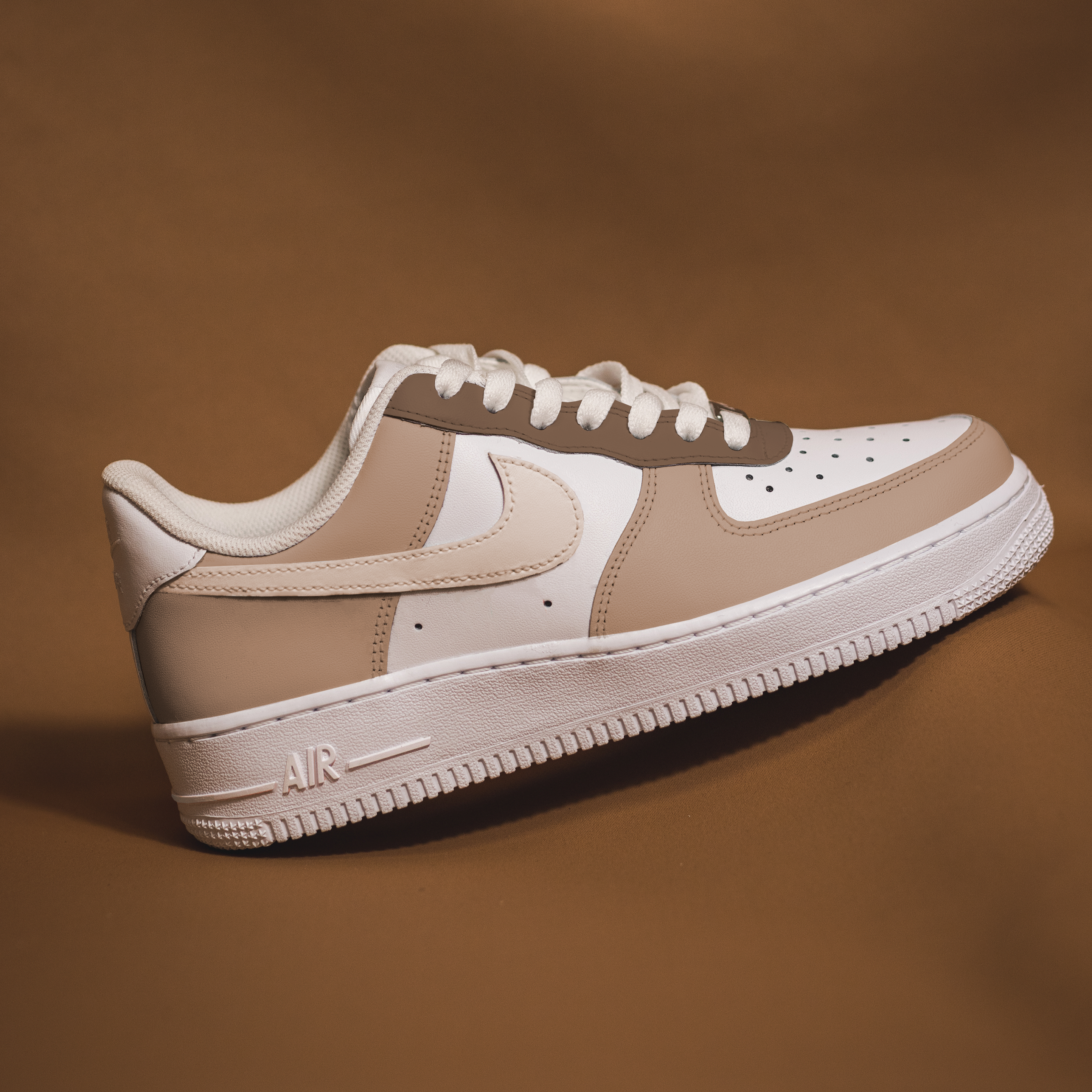 air force one low brown