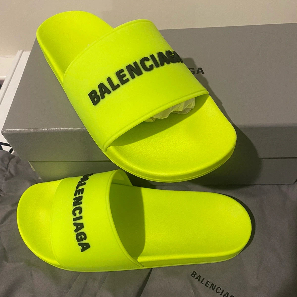 Balenciaga Men's and Women's Solid Simple Slippcer Sanda