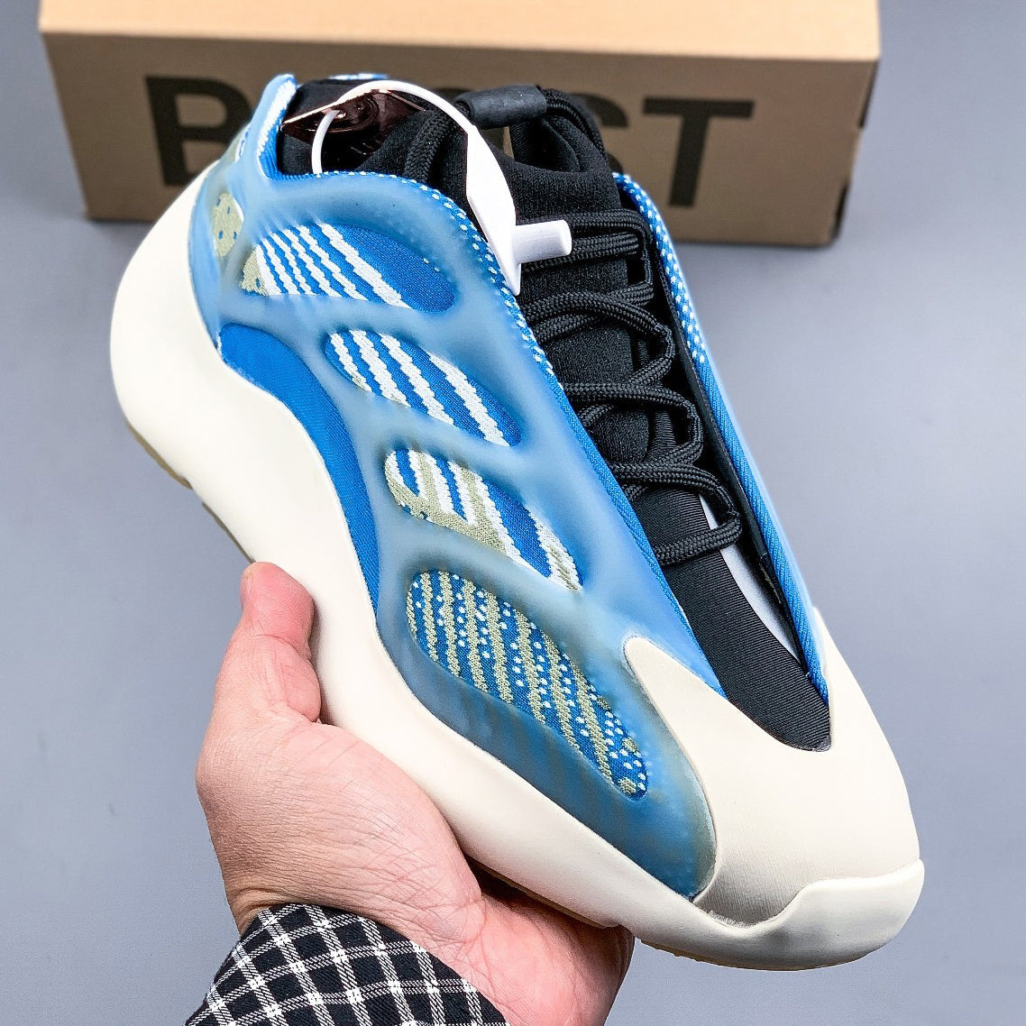 Adidas Yeezy Boost 700 V3 Arzareth Sneakers Shoes from