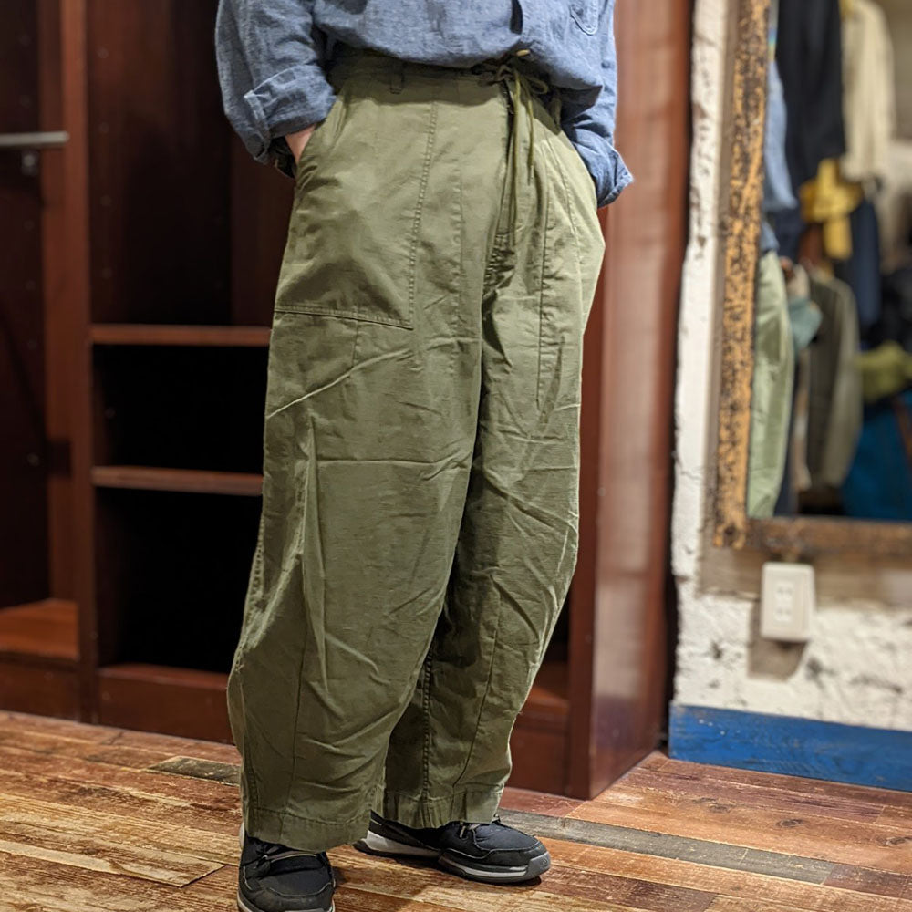 Needles : H.D. Pant - Fatigue - Olive