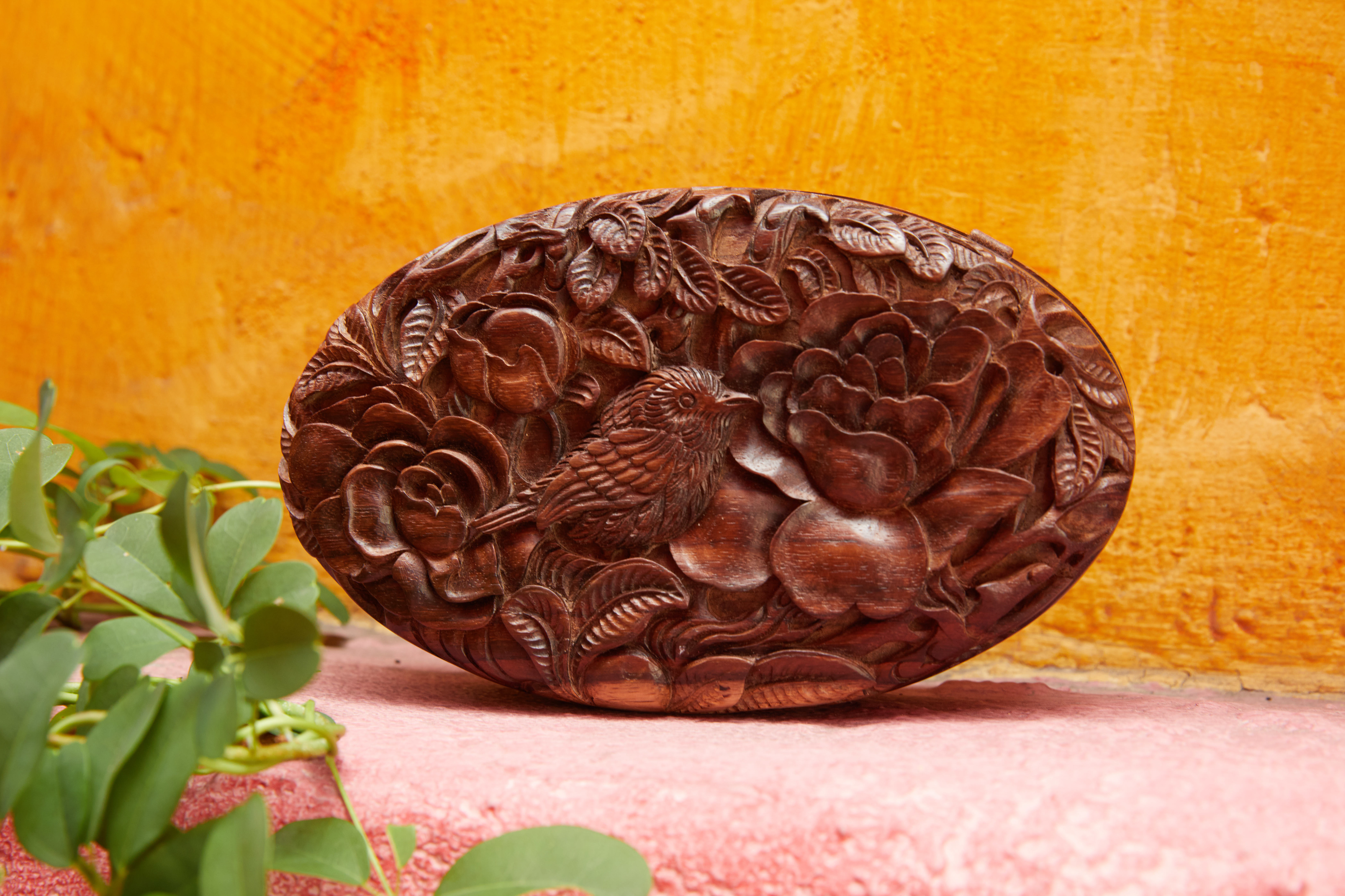 Incredible hand-carved clutches inspired by the Roses and Nightingale painting by Laurie Blum | Blumera