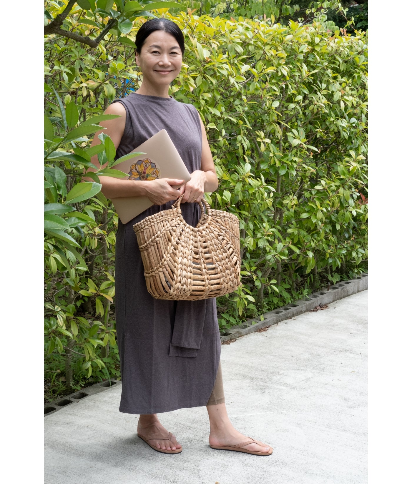 20代〜40代世代シーン別コーデ】 私らしいHemp Rectangular Long Dress