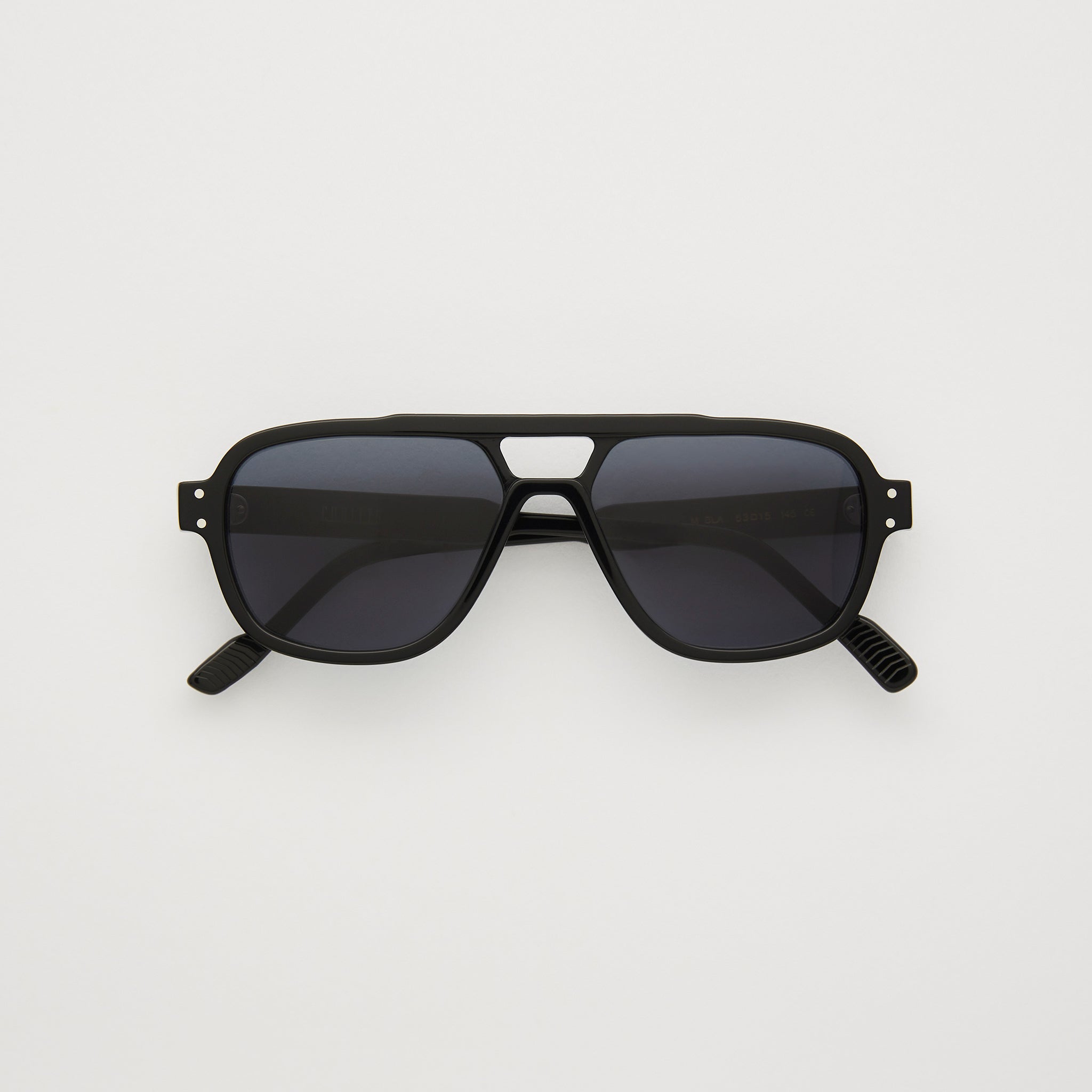 Earlsferry: Sporty aviator sunglasses | Cubitts