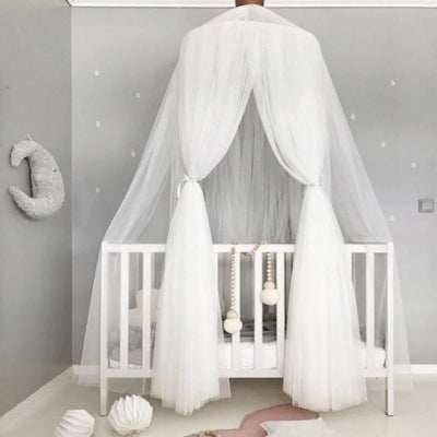 Ciel de lit bébé blanc