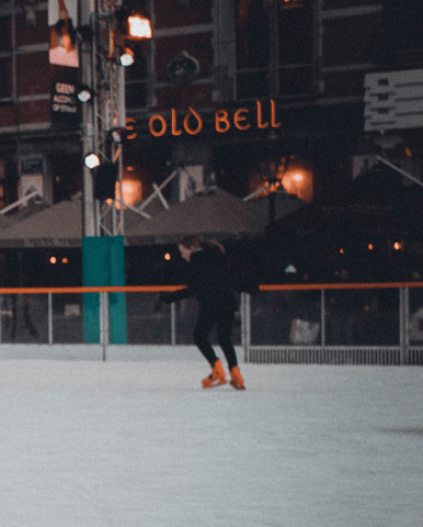 Ice Skating Amsterdam - LEKKER Bikes