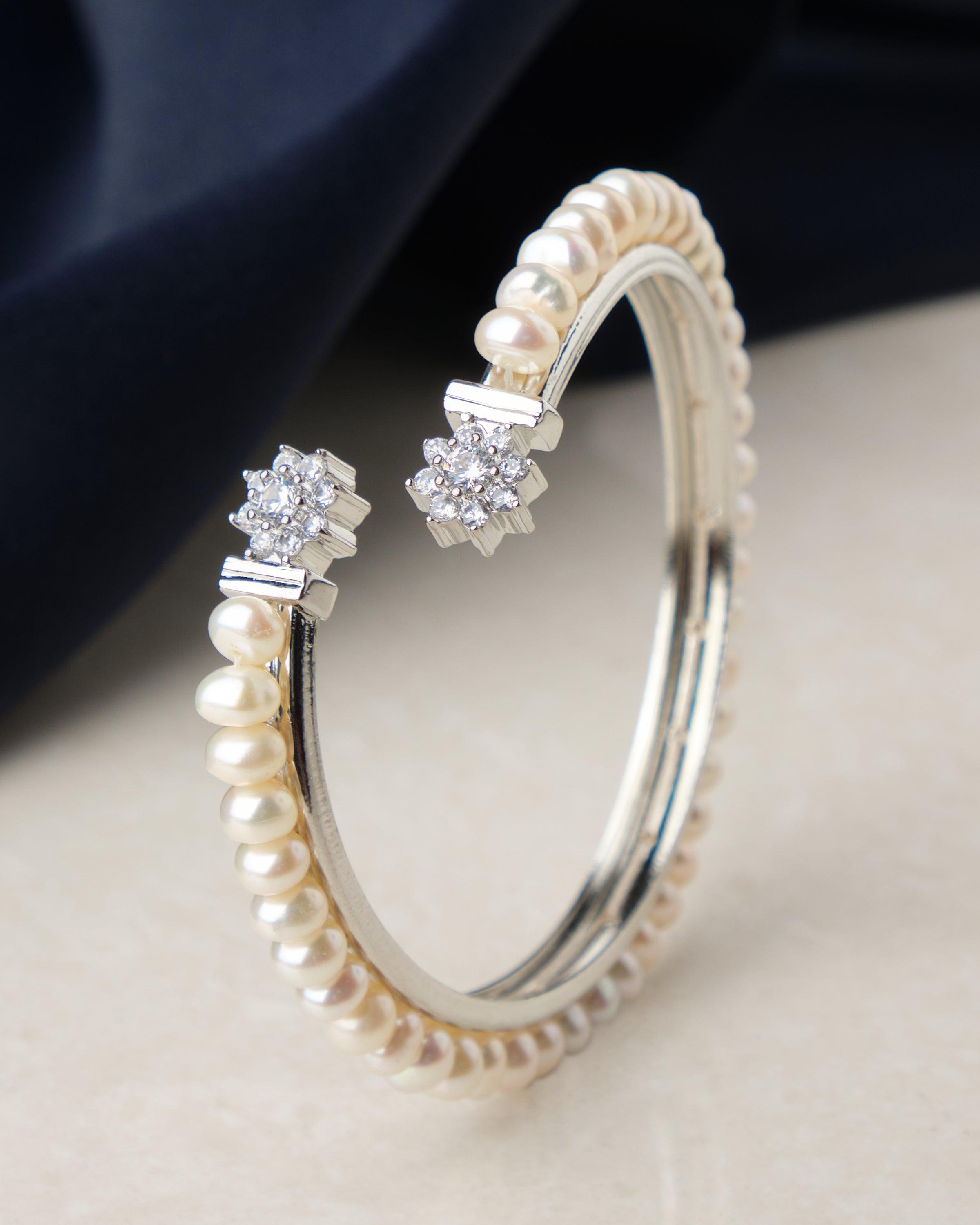 Ravishing Pearl Necklace Set