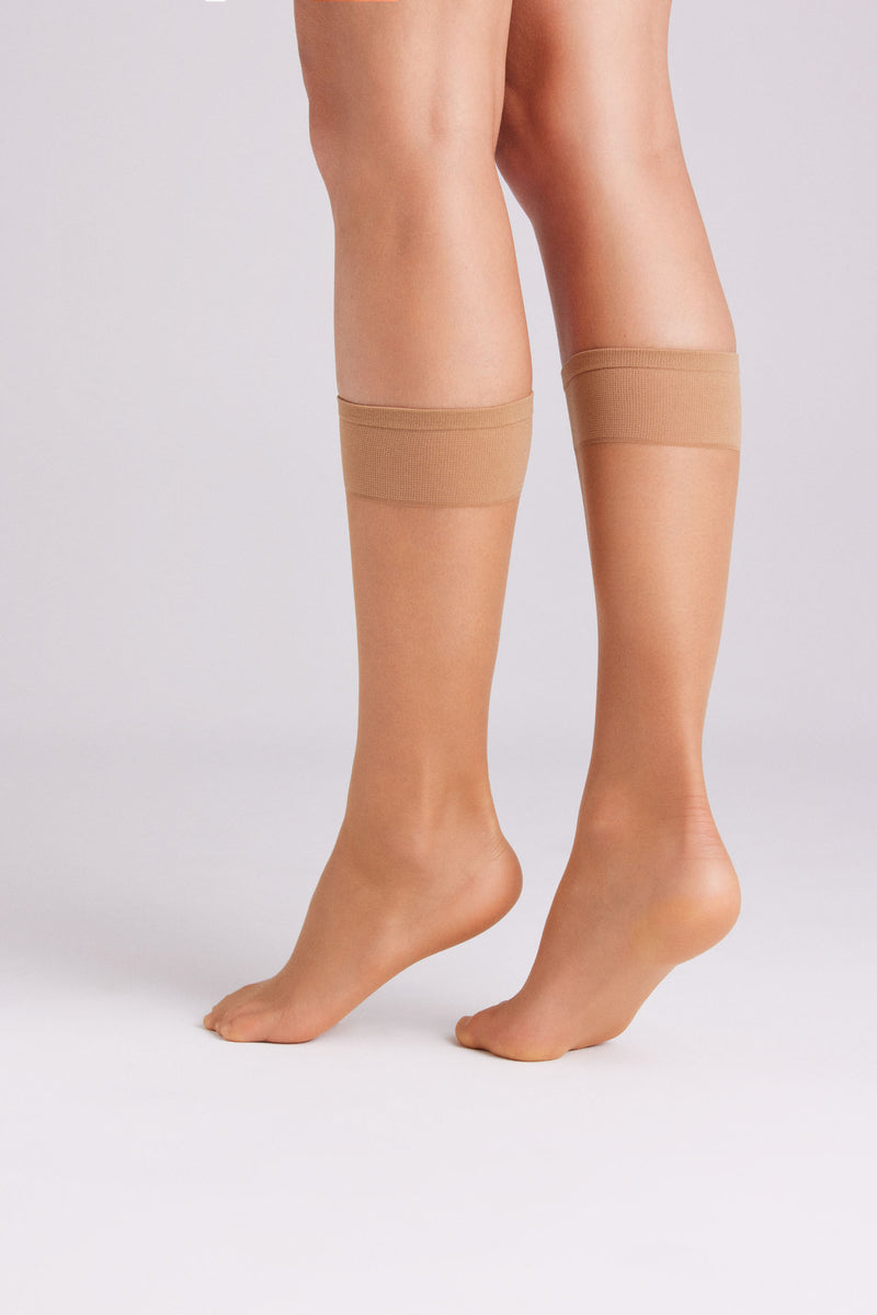 Estos calcetines de bambú dejan respirar a tus pies con un tacto suave como  la seda - Showroom