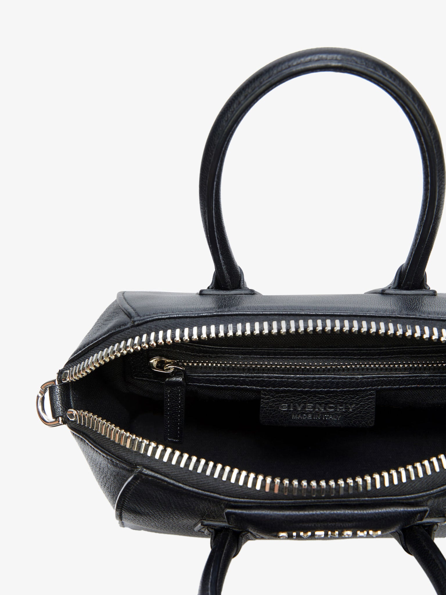 Givenchy Antigona Mini Bag in Grained Leather