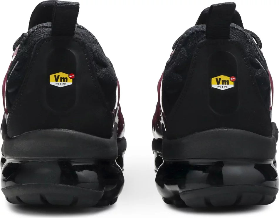 nike vapormax plus black noble red