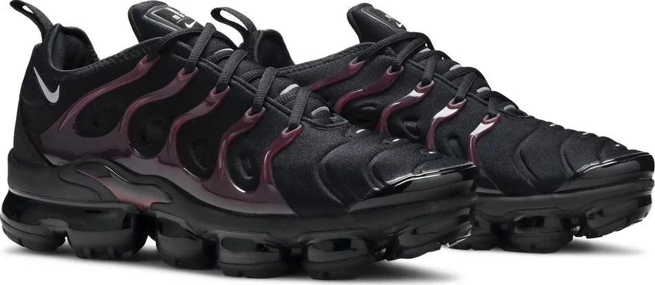 nike vapormax plus black noble red