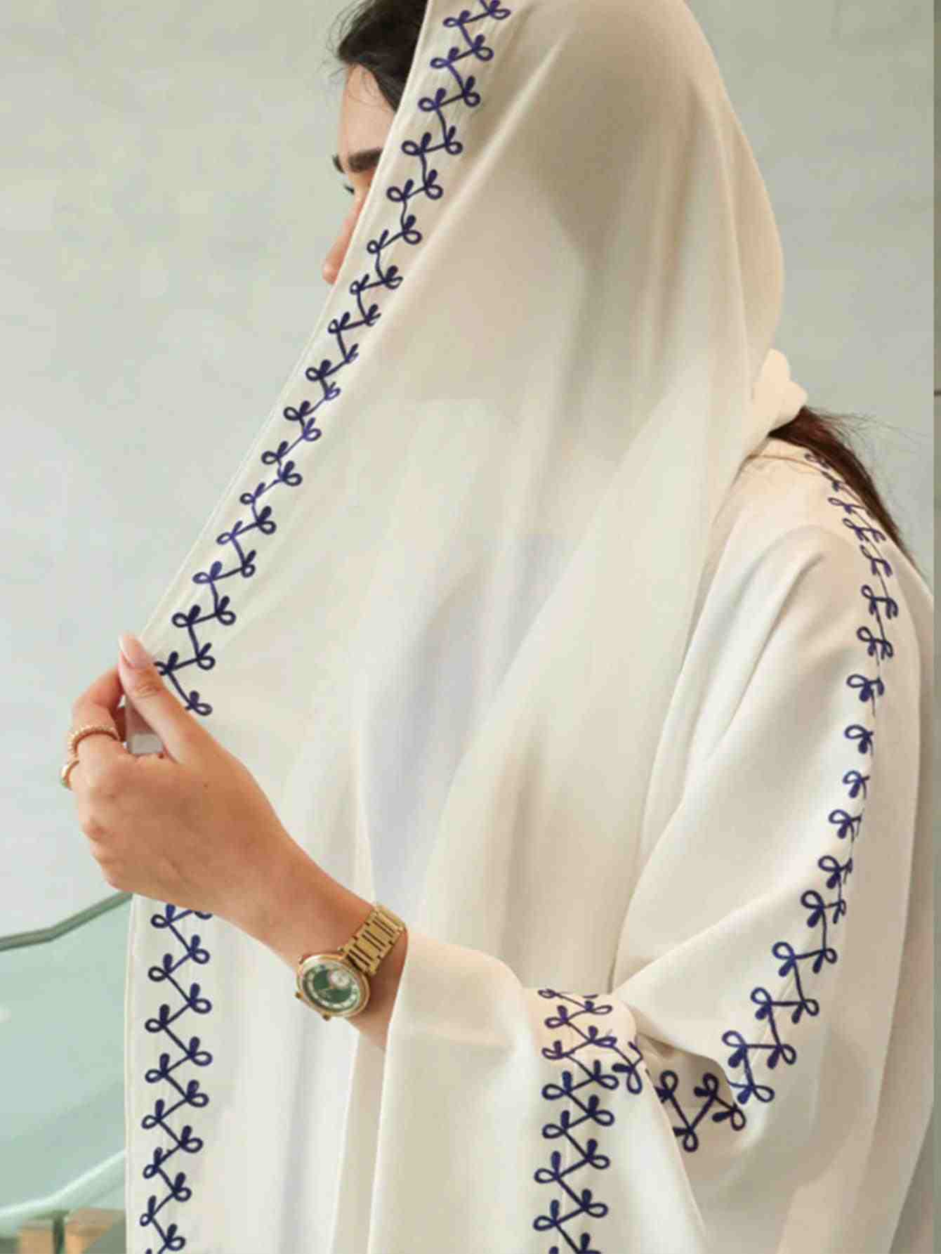 ramdan_2025_abayas_collection_Infinite_vibes_abayas_eid_2025
