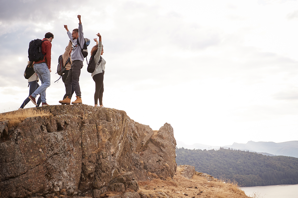 Empathetic Hiking Dynamics: Fostering Unity and Understanding Among Outdoor Enthusiasts