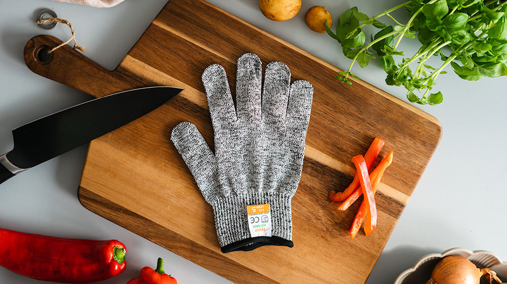 ONYX COOKWARE™ Cut Proof Glove