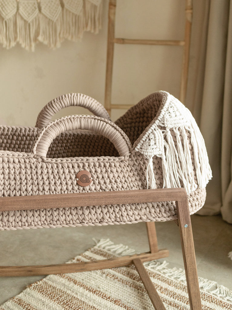 XL Baby Moses basket with round hood by Anzy Home