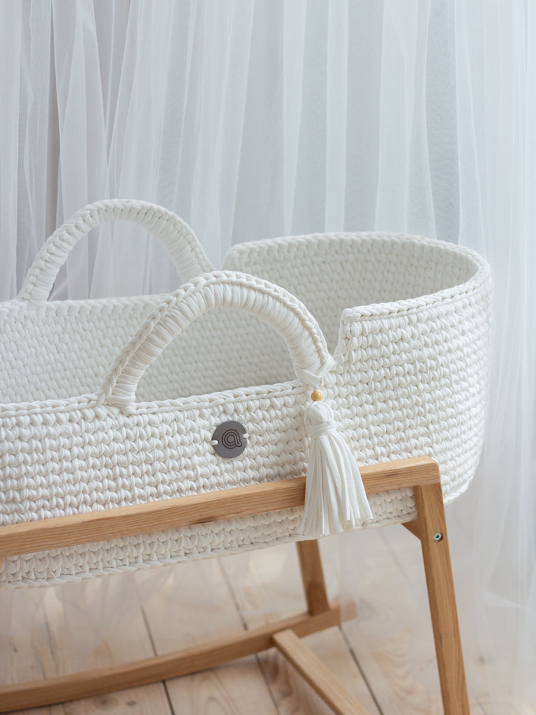 XL Baby Moses basket with round hood by Anzy Home