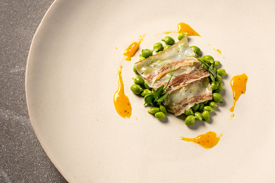 peas with marinated Iberian jowls