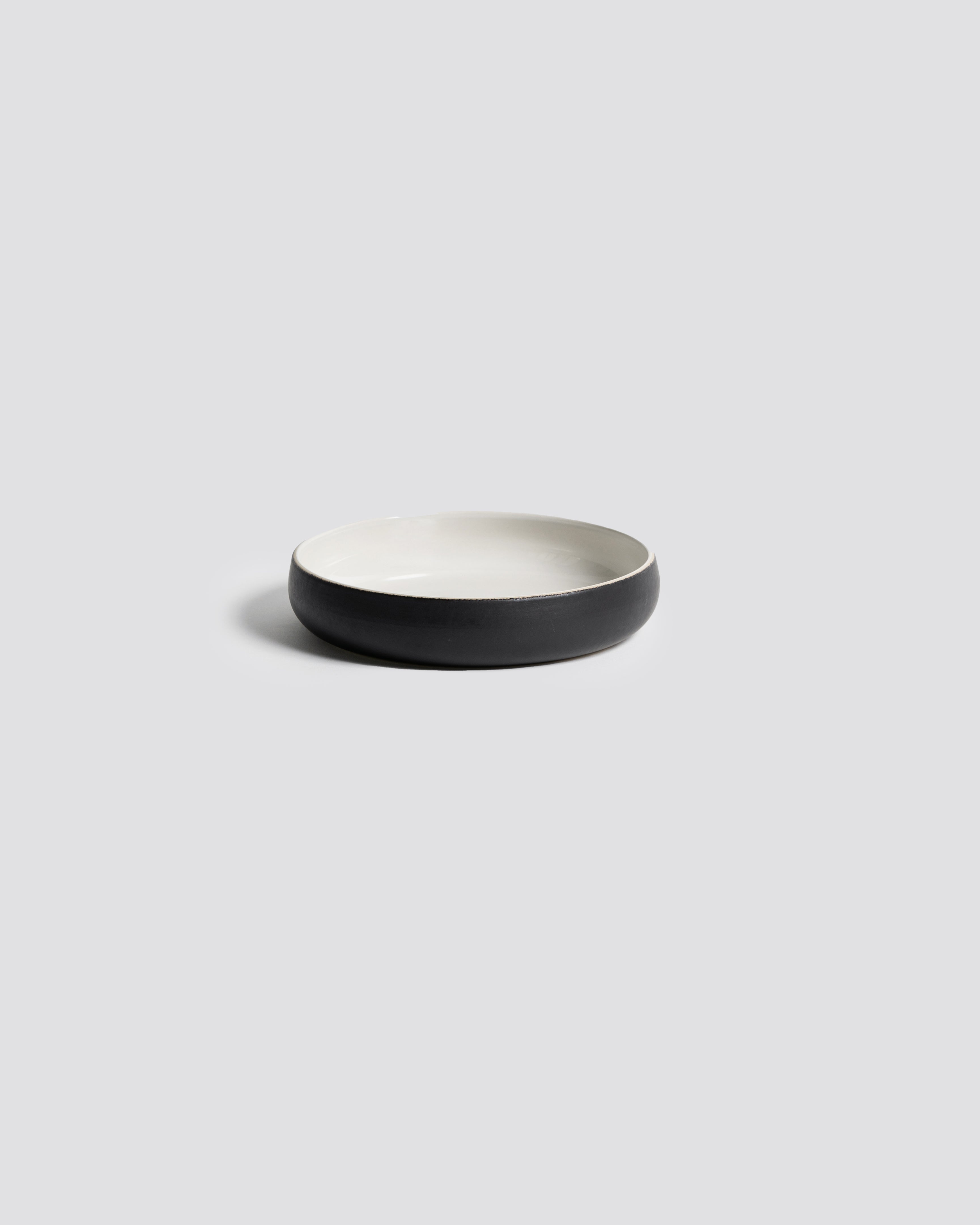 Matte Black Edan Dinnerware Collection