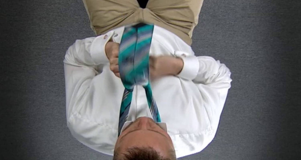 Cómo hacer la corbata Nicky paso a paso