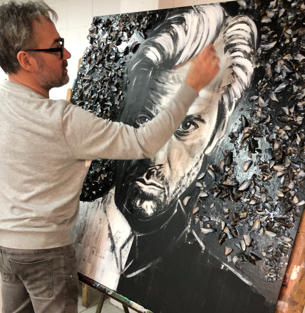 Artist Frank De Decker painting chef Sergio Herman