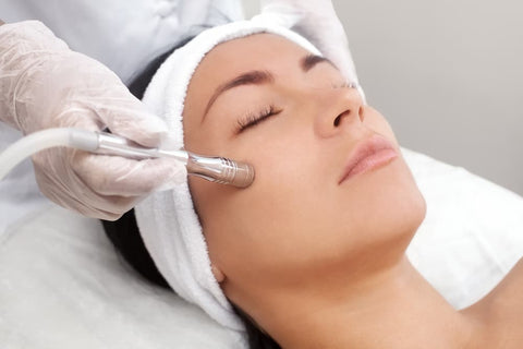 Dermaplane vs Dermabrasion