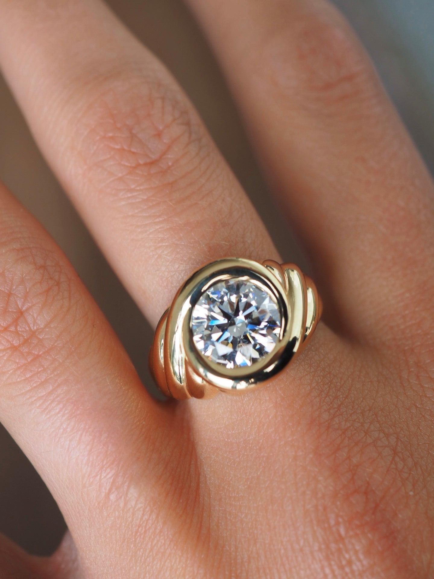 Round Diamond Ring for Morgane Lay
