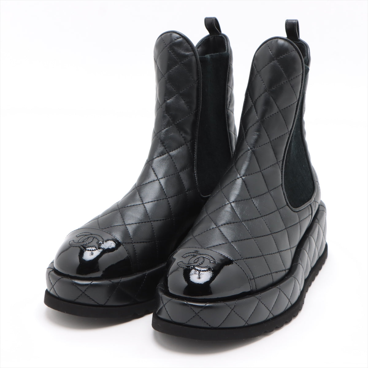 RYRAの出品商品一覧【美品】シャネル　CHANEL ココマーク　ブーツ　黒　23.5cm