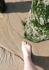 enkelbandje op het strand