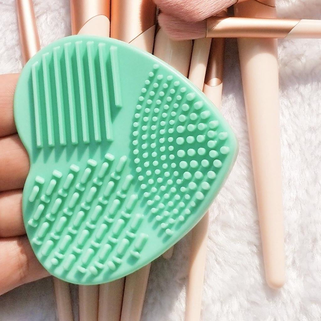 MAKE UP BRUSH CLEANSING PAD | HOT PINK SILICONE | Luvyah Cosmetics