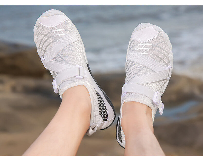 Chaussures d'eau Aqualice Blanc de chez Aquashoes