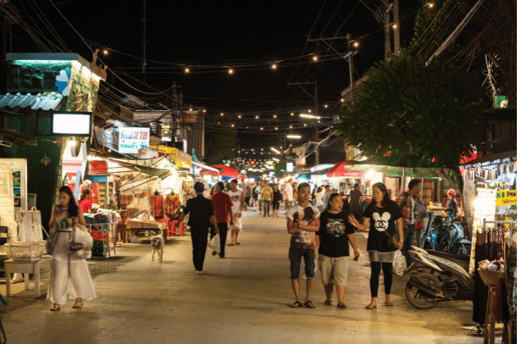 Bangkok on a Budget: Night Market