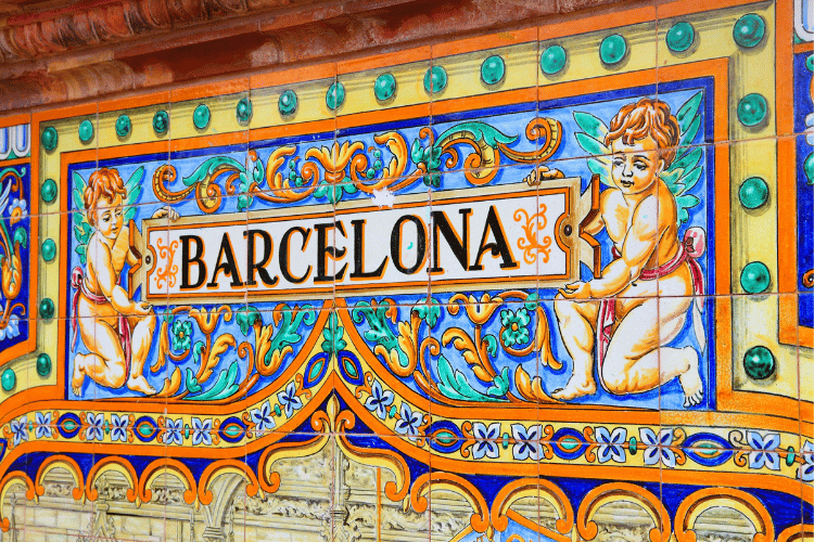 Ultimate Barcelona City Guide: Barcelona Sign