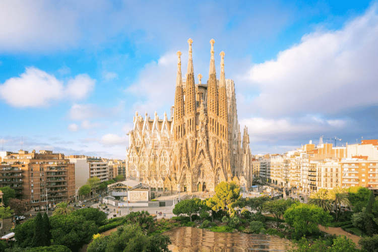 Ultimate Barcelona City Guide: Sagrada Familia