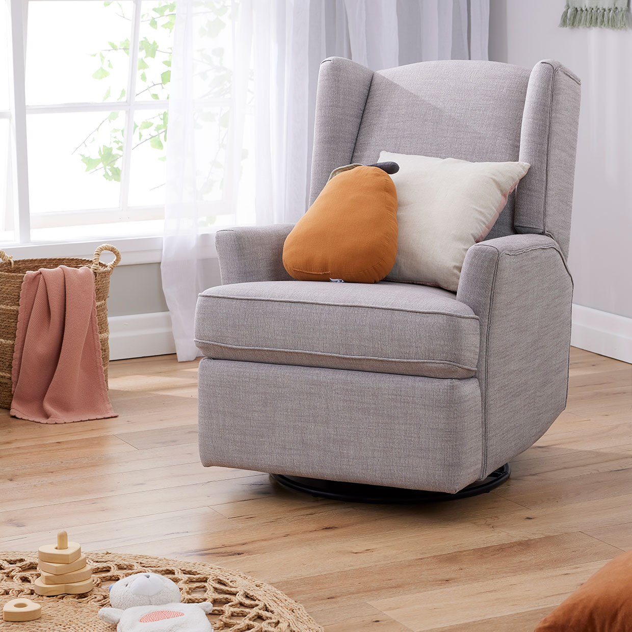 il tutto chelsea nursery reclining glider chair in grey frost