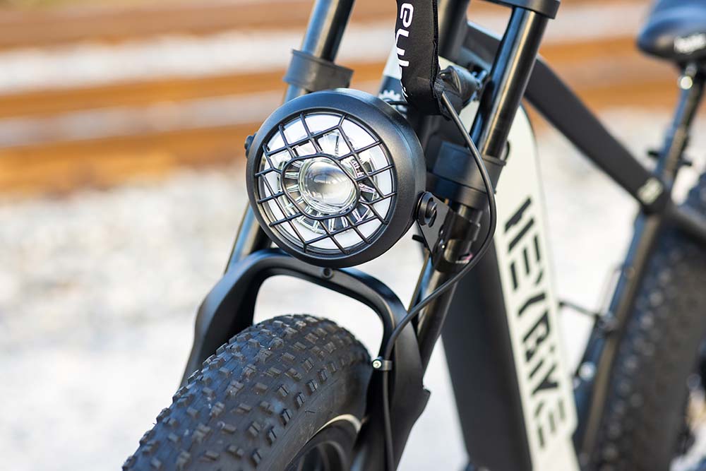 The Heybike Brawn features a headlight with an auto-on feature