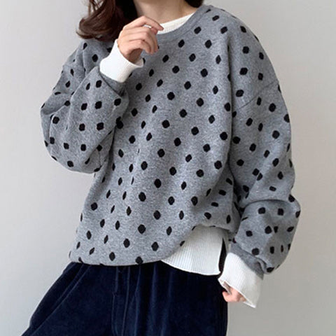 Fashion Wiz model in polka dot sweater