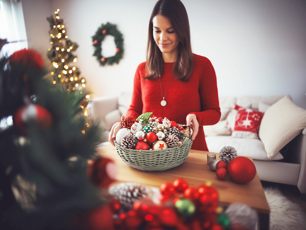 How to Decorate a Christmas Wreath: Your Yuletide Creativity Guide | DIGIBUDDHA