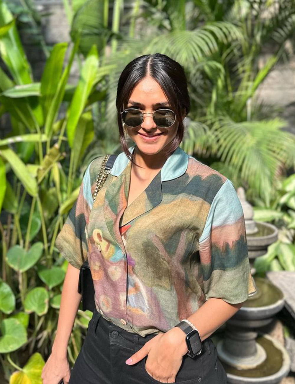 Mrunal Thakur in 60s Shirt