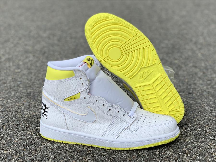 Air Jordan 1 鈥淔irst Class Flight鈥 555088-170