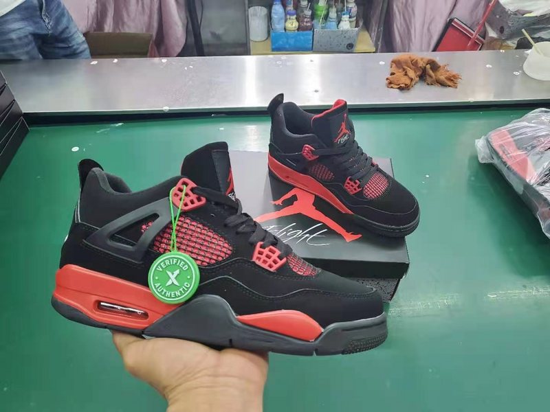 Air Jordan 4 Black Red