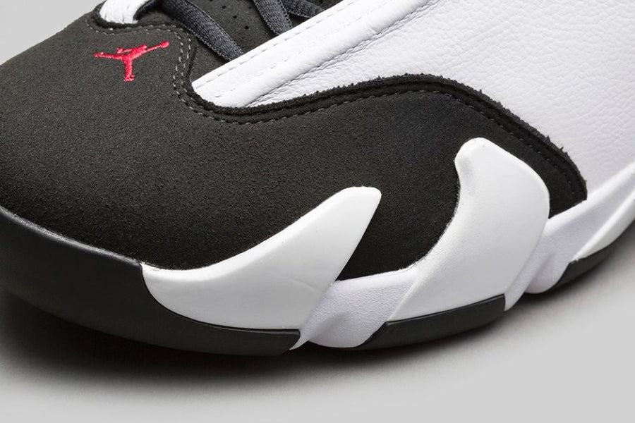 black toe jordan 14s