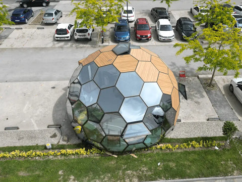 honeycomb glass dome house