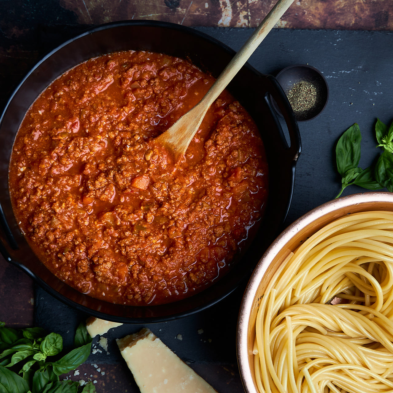 Ragu alla bolognese – The Dinner Ladies