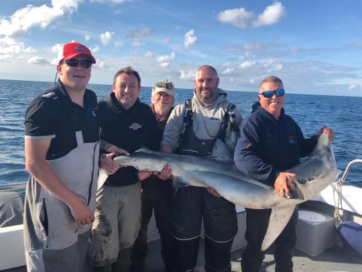 Photo de pêche au requin Ebony May