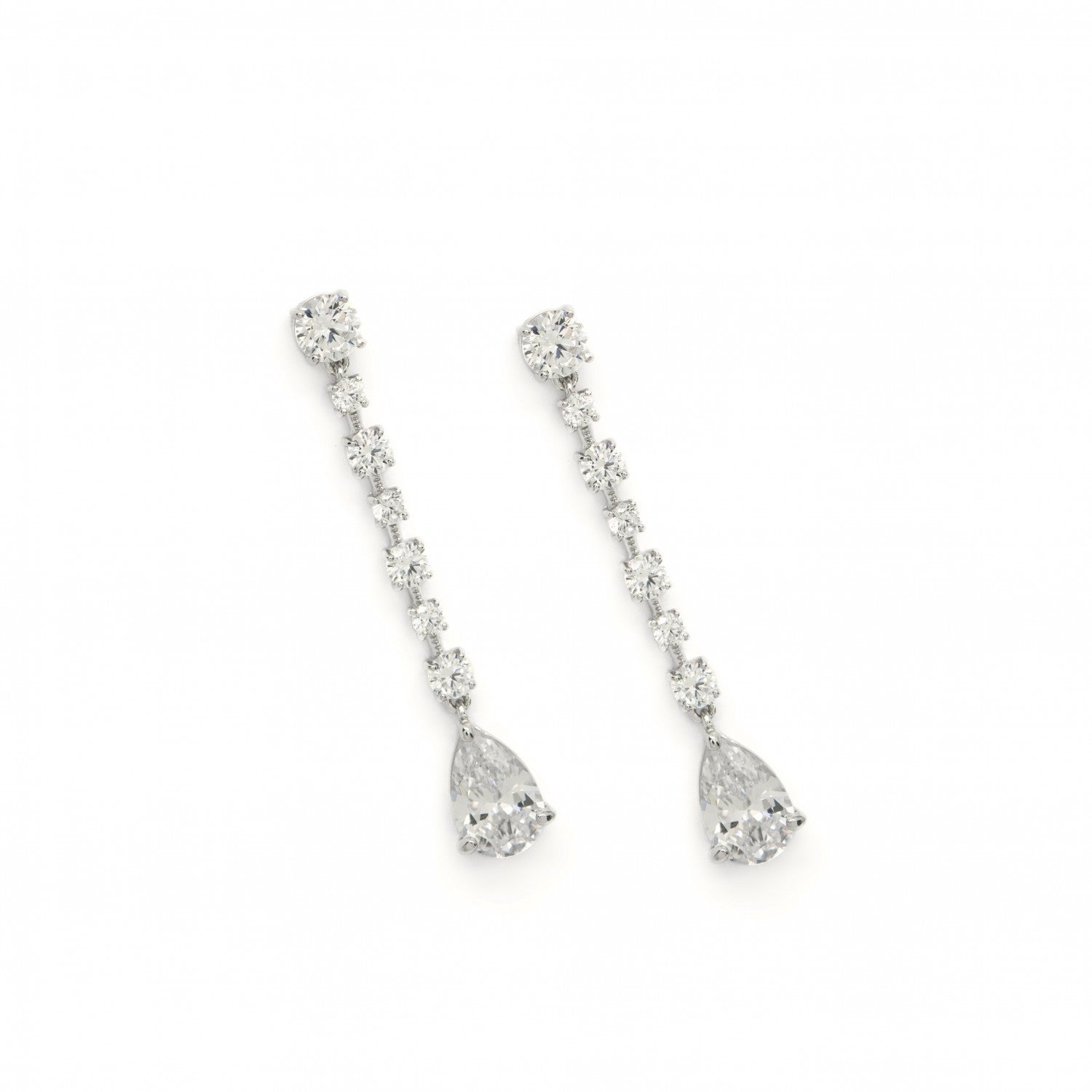 Long shiny earrings with zirconia and movement