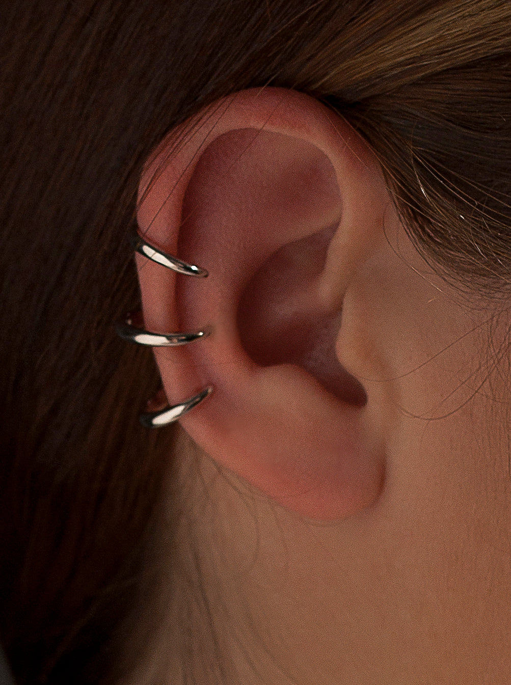 Ear cuff formed by three hoops in plain silver